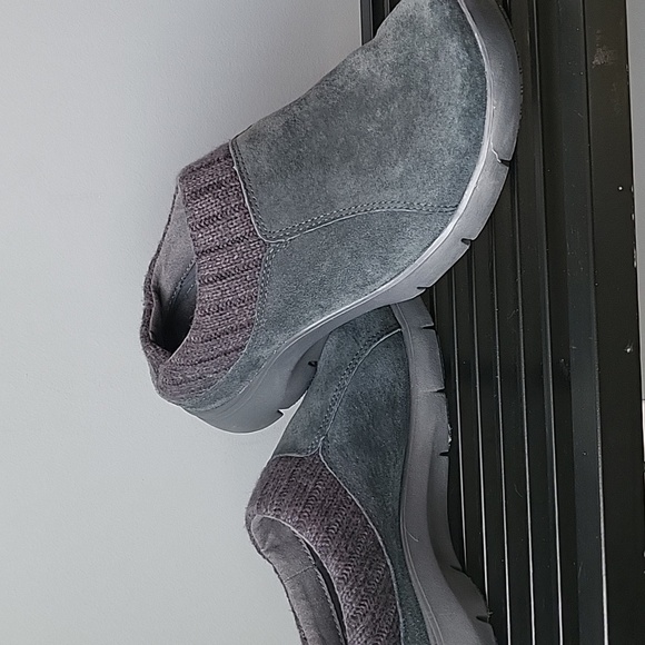 Shoes - Dansko gray suede clogs